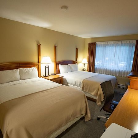 Northway Motor Inn Dease Lake Exterior foto